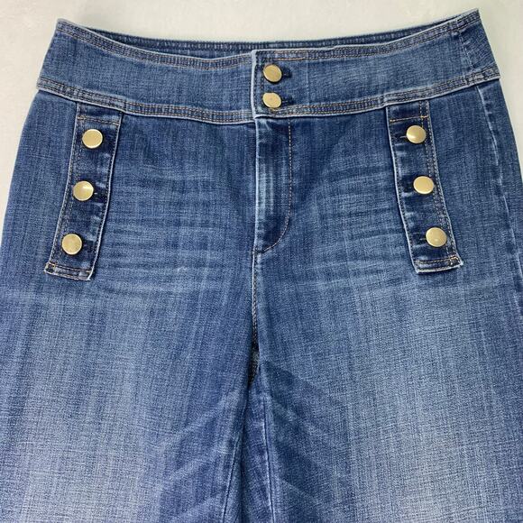 Chico's The Platinum Crop Size 1 Button Detail Yacht Sailor Cropped Denim Jeans - Picture 3 of 7